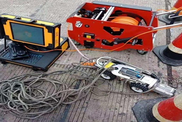 陇川CCTV管道检测机器人